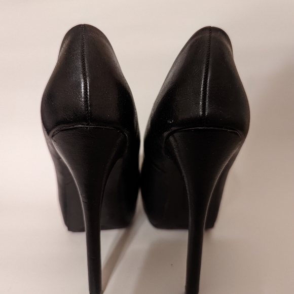 Black spike platform heel size 6 - Picture 3 of 3